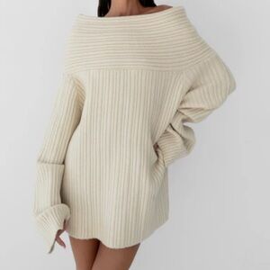 The Bekk sweater dress